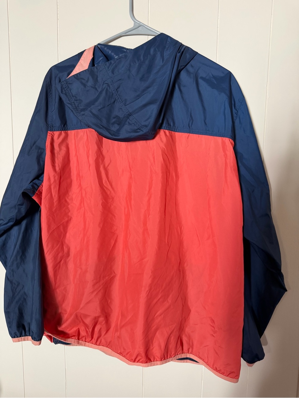 Women’s Colorblock Hooded Windbreaker Jacket - Navy & Coral - Picture 2 of 3